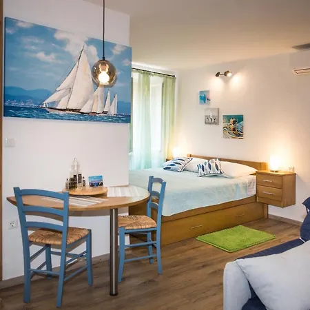 Cozy Studio In Rovinj Old Town *