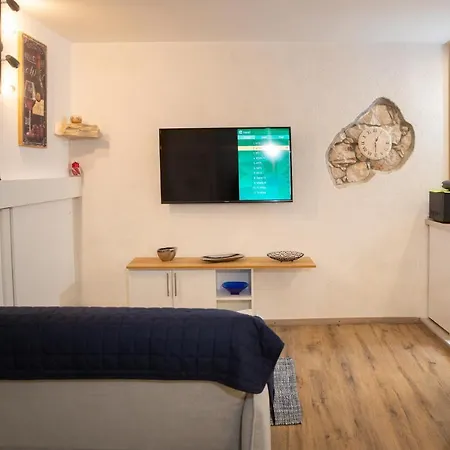 Cozy Studio In Rovinj Old Town *